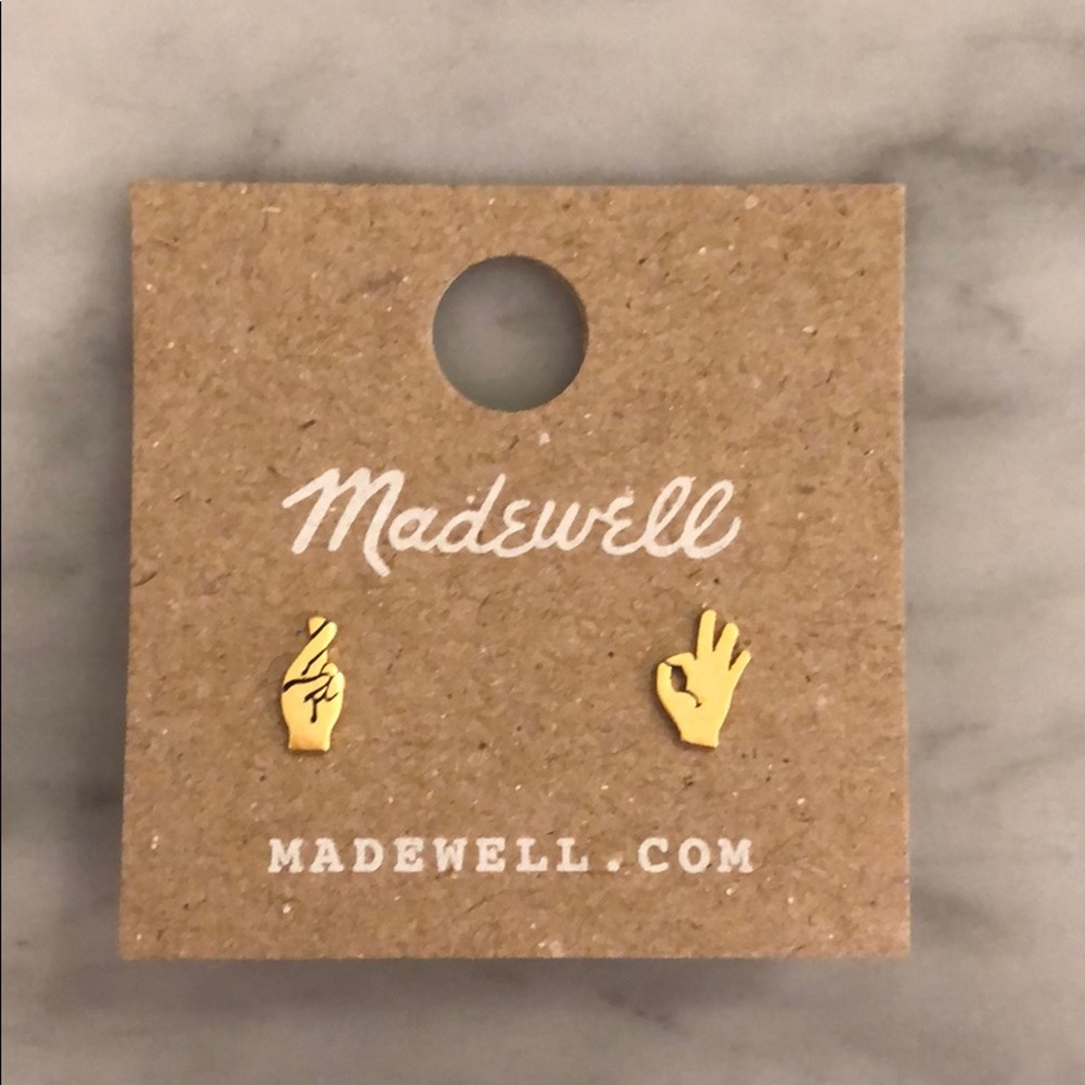 HAND SIGN EARRINGS